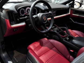 Porsche Cayenne III SUV Facelifting 4.0 474KM 2025 PORSCHE Cayenne S Suv 4.0 (474KM) 2025, zdjęcie 4