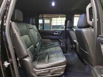 Chevrolet Suburban GMT900 2021 Chevrolet Suburban 2021 CHEVROLET SUBURBAN K1500 LT 5.3 Benzyna 355KM, zdjęcie 10