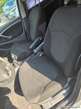 Citroen C5 II Kombi 1.8i 16V 116KM 2005 Citroen C5 Niezawodny 1.8 benzyna 1.7 Benzyna 115KM, zdjęcie 30