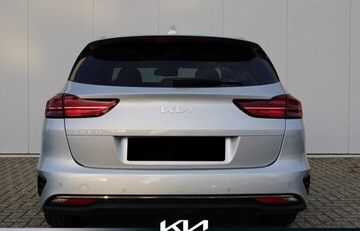 Kia Ceed III Kombi Facelifting 1.5 T-GDI 160KM 2023 KIA Cee&#039;d 1.5 T-GDI M DCT Combi 160KM 2023, zdjęcie 3