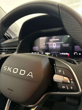 Skoda Kamiq Crossover Facelifting 1.0 TSI 115KM 2025 Skoda Kamiq Selection 1.0 TSI 115KM DSG Salon PL FV23 Gwarancja 2028, zdjęcie 13