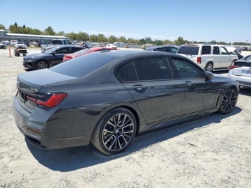 BMW Seria 7 G11-G12 2021 BMW Seria 7 740I 2021 3.0l 3.0 Benzyna 335KM, zdjęcie 3