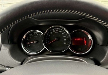 Dacia Duster I SUV Facelifting 1.2 TCe 125KM 2014 Dacia Duster Dacia Duster 1.2 TCe Celebration 1.2 Benzyna 125KM, zdjęcie 12