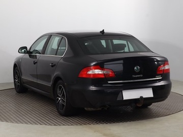 Skoda Superb II Sedan 1.6 TDI CR DPF 105KM 2012 Skoda Superb 1.6 TDI, Navi, Xenon, Klima, zdjęcie 3