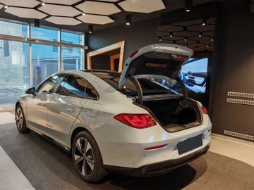 Mercedes CLA C118/X118 2025 MERCEDES-BENZ CLA 180 Progressive Sedan 1.5 (136KM) 2025, zdjęcie 4