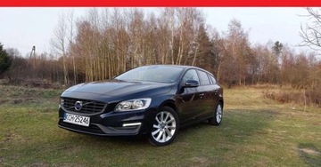 Volvo V60 I Kombi Facelifting 2.0 D2 DRIVE-E 120KM 2016 Volvo V60 Volvo V60 D2 Drive-E Summum