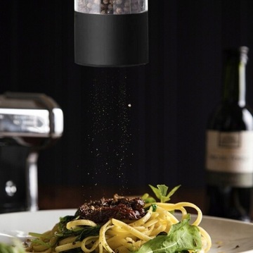 Мельница для перца Esperanza Malabar EKP001K (черная)