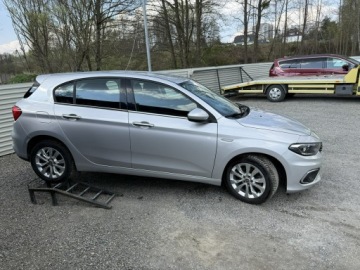 Fiat Tipo II Hatchback 1.6 MultiJet 120KM 2017 Fiat Tipo Swiatła Led. Kamera cof. Navigacja., zdjęcie 7