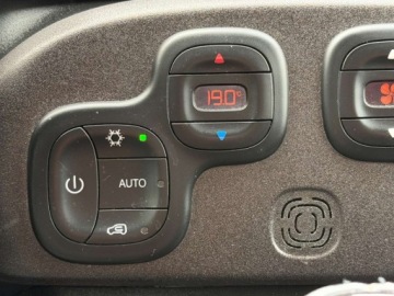 Fiat Panda III Cross Seria 1 0.9 TwinAir 90KM 2017 Fiat Panda Panda Cross z Napedem 4x4 . Gotowa do Jazdy Benzyna 90KM, zdjęcie 25