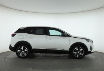 Peugeot 3008 II Crossover Facelifting  1.2 PureTech 130KM 2023 Peugeot 3008 1.2 PureTech, Salon Polska, zdjęcie 5