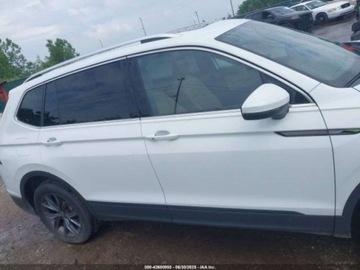 Volkswagen Tiguan II 2022 Volkswagen Tiguan 2022 Volkswagen Tiguan 2.0T SE 4MOTION 2.0 Benzyna 184KM, zdjęcie 6