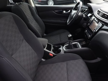 Nissan Qashqai II Crossover 1.5 dCi 110KM 2016 Nissan Qashqai 1.5 dCi, Navi, Klima, Klimatronic, zdjęcie 8