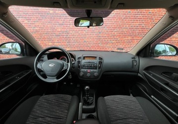 Kia Ceed I Hatchback 1.4 109KM 2007 Kia Ceed Salon PL Hak Super stan Gwarancja w cenie Warszawa VLDK 1.4, zdjęcie 4