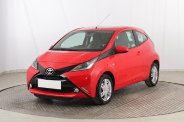 Toyota Aygo II Hatchback 5d 1.0 VVT-i 69KM 2014 Toyota Aygo 1.0 VVT-i, Salon Polska, Klima, zdjęcie 1