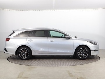 Kia Ceed III Kombi Facelifting 1.5 T-GDI 160KM 2022 Kia Ceed 1.5 T-GDI, Salon Polska, Serwis ASO, zdjęcie 5