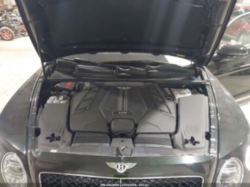 Bentley Bentayga 2019 Bentley Bentayga V8, 2019r., 4x4, 4.0L 4.0 Benzyna 542KM, zdjęcie 11
