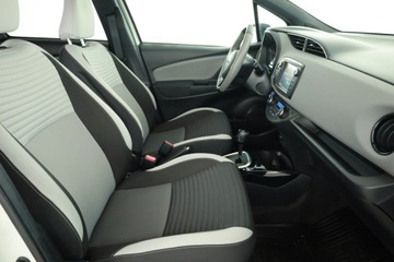 Toyota Yaris III Hatchback 5d Facelifting Hybrid 100KM 2016 Toyota Yaris 1.5 Hybrid, Salon Polska, Automat, zdjęcie 6