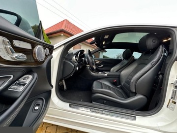 Mercedes Klasa C W205 2019 Mercedes-Benz Klasa C 2.0 16V benzyna 245 KM 2019r, zdjęcie 21