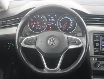 Volkswagen Passat B8 Limousine Facelifting 1.5 TSI EVO 150KM 2020 VW Passat 1.5 TSI, Salon Polska, Klima, zdjęcie 14