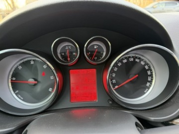 Opel Insignia I Sports Tourer 2.0 CDTI BiTurbo ECOTEC 195KM 2013 Opel Insignia Cosmo Sport Tour 2.0 CDTI 195KM Navi, zdjęcie 39