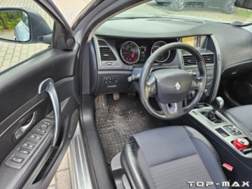 Renault Latitude 2.0 dCi FAP 150KM 2012 Renault Latitude Ladny Bogata wersja 2.0 diesel 150KM 2.0 Diesel 150KM, zdjęcie 16