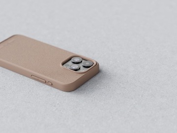 Тканевый чехол Njord с MagSafe для iPhone 15 Pro Розовый