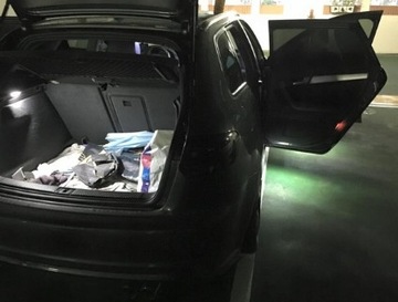 Лампа багажника нога универсальная светодиодная подсветка AUDI A6 A7 A8 S8