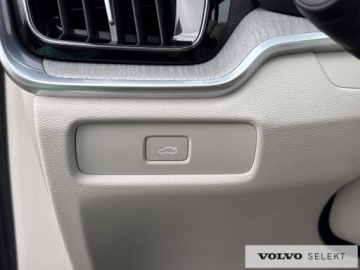 Volvo V60 II  Kombi Facelifting 2.0 B4 197KM 2023 Volvo V60 V60 B4 | Diesel | Plus Bright | | FV23%, zdjęcie 23