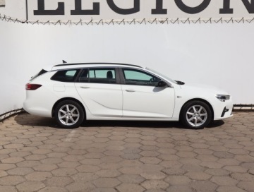 Opel Insignia II Sports Tourer Facelifting 1.5 Diesel 122KM 2020 Opel Insignia 1.5 CDTI, Automat, Navi, Klima, zdjęcie 5