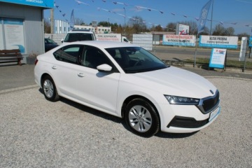 Skoda Octavia IV Liftback 2.0 TDI 115KM 2022 Škoda Octavia Skoda Octavia AMBITION F-vat Salon, zdjęcie 4