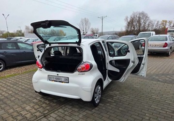 Toyota Aygo I Hatchback 5d Facelifting 1.0 VVT-i 68KM 2012 Toyota Aygo 1,0 Ben Klima Benzyna 68KM, zdjęcie 25