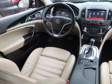 Opel Insignia I Country Tourer 2.0 CDTI Ecotec 163KM 2014 Opel Insignia 2.0 CDTI, Automat, Skóra, Navi, zdjęcie 6