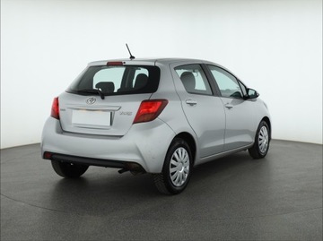Toyota Yaris III Hatchback 5d Facelifting 1.0 VVT-i 69KM 2015 Toyota Yaris 1.0 VVT-i, Salon Polska, Serwis ASO, zdjęcie 4