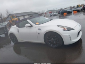 Nissan 370Z 2019 Nissan 370 Z NISSAN 370Z TOURING 3.7 Benzyna 332KM, zdjęcie 1