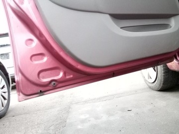 DAIHATSU SIRION II 2 DVEŘE LEVÉ PŘEDNÍ R43