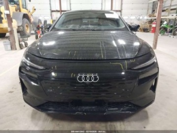 Audi 2025 Audi A6 Avant e-tron Premium Plus, 2025r., 4x4 Elektryczny 422KM, zdjęcie 6