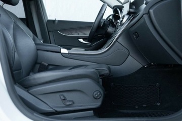 Mercedes GLC C253 SUV Facelifting 2.0 200d 163KM 2020 Mercedes-Benz GLC 200d 4Matic Salon PL Autotrade Mercedes-Benz 2.0, zdjęcie 25