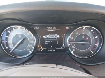 Maserati Quattroporte II 2022 Maserati Quattroporte Modena 2022 3.0l 3.0 Benzyna 424KM, zdjęcie 10