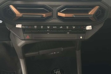 Dacia Bigster 1.2 TCe 140KM 2025 Dacia Bigster Od reki Multiview kamera Pakiet Zimowy Plus Pakiet PARKING, zdjęcie 11