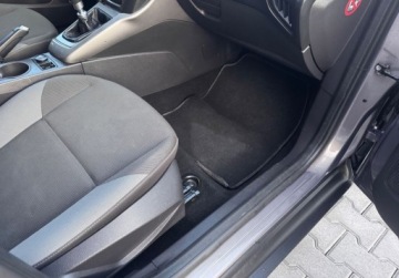 Ford Focus III Kombi 1.6 Duratorq TDCi DPF 115KM 2013 Ford Focus Bezwypadeksalonjedzie jak noweNAVI 1.6 Diesel 115KM, zdjęcie 14