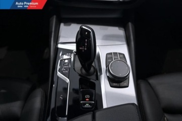 BMW Seria 5 G30-G31 Limuzyna Facelifting 2.0 530i 252KM 2022 BMW Seria 5 530i xDriveAdaptacyjne Reflektory LEDFotele Sportowe 2.0, zdjęcie 16