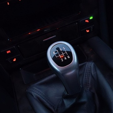 BMW Seria 5 E60 Touring 520 i 170KM 2008 BMW 520 Seria 5 520i Edition Sport 170KM Manual, zdjęcie 31