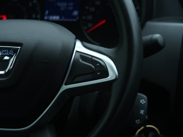 Dacia Duster II SUV 1.5 Blue dCi 115KM 2020 Dacia Duster 1.5 Blue dCi, Salon Polska, zdjęcie 17