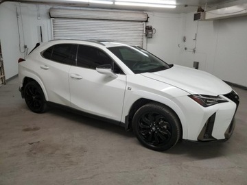 Lexus 2022 Lexus UX 200 base, 2022r., 2.0L 2.0 Benzyna 169KM, zdjęcie 1