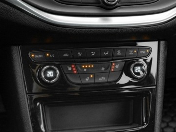 Opel Astra K Sportstourer Facelifting 1.2 Turbo 130KM 2022 Opel Astra PO5XF91#1.2 T Elegance Podgrz.f I kier, zdjęcie 18