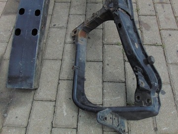 WZMOCNIENIE CZOŁOWE BELKA ZDERZAKA PAS PRZEDNI OKULAR CHRYSLER 300C EUROPA