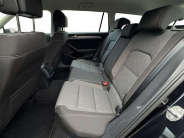 Volkswagen Passat B8 Variant Facelifting 1.5 TSI EVO 150KM 2023 Volkswagen Passat Variant 1.5 TSI Evo Business DSG FV 23 gwarancja 1.5, zdjęcie 27