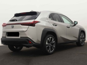 Lexus UX Crossover Facelifting 2.0 300h 199KM 2025 300h Business Hybrid Dynamic Force 2.0 199KM | System Martwego Pol, zdjęcie 3