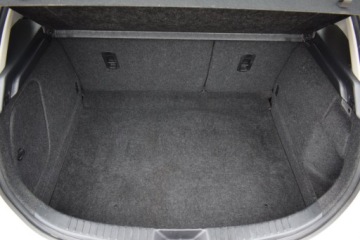 Mazda 3 II Sedan 2.0 MZR 151KM 2010 Mazda 3 2.0 Benzyna, 5-drzwi, Biala-Perla, Serwisowany, Elegancki, Rok Gwa, zdjęcie 11
