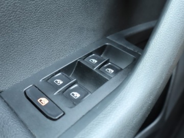 Skoda Octavia III Kombi Facelifting 1.6 TDI 115KM 2017 Skoda Octavia 1.6 TDI, Salon Polska, Klima, zdjęcie 12